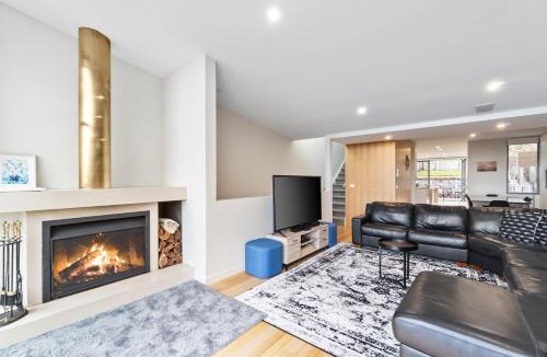 Lorne House | Beachfront 63