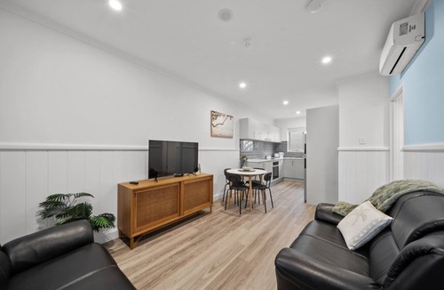 Glenelg North Apartment | Beachfront at Glenelg North