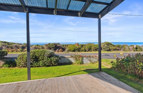 Skenes Creek House | Beachfront at Skenes on the Great Ocean Road