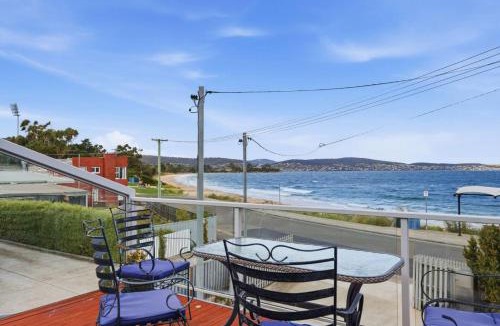 Bellerive House | Beachfront Beauty Bellerive