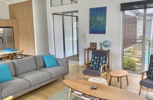 Casuarina House | Beachfront Eclipse with Pool
