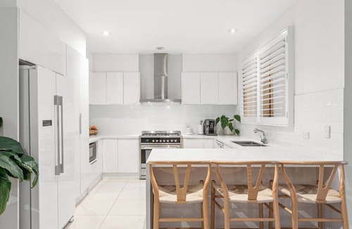 Aspendale House | Beachfront family masterpiece