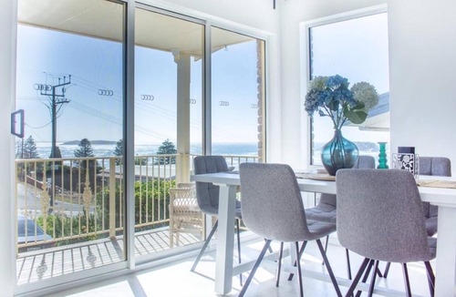 Encounter Bay House | Beachfront Getaway Pet-Friendly & Near Boat Ramp - Koala Stay