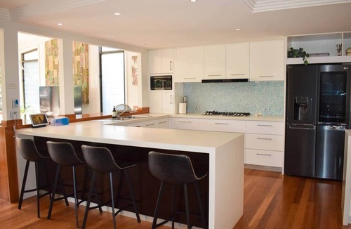 Forster House | Beachfront home, Indulge@Surfriders