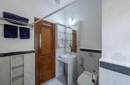 Calangute Villa | Beachfront mansion with pool