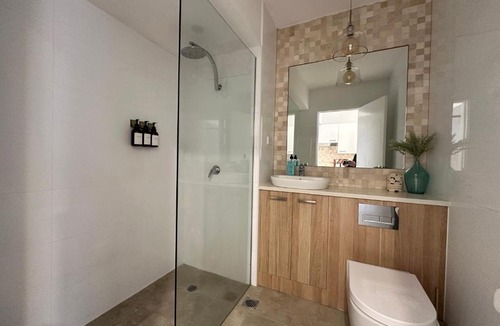Dee Why Apartment | Beachfront Studio Fabulous Location