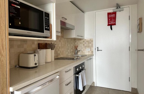 Dee Why Apartment | Beachfront Studio Fabulous Location