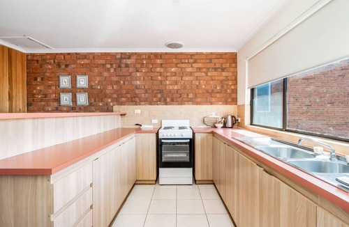 Port Elliot Villa | Beachfront Views at Southern Sands