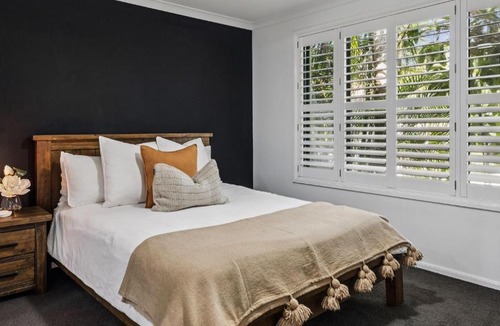 Yamba House | Beachside 24 - Pet Friendly Holiday Home - Holiday Yamba