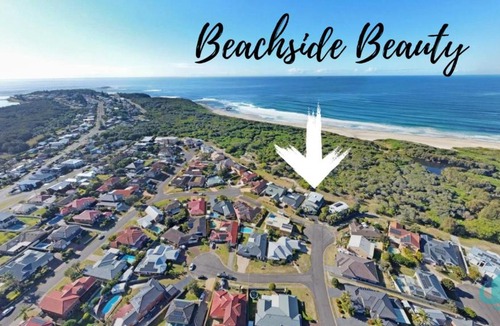Caves Beach Apartment | Beachside Beauty
