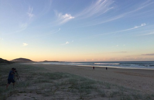 Mudjimba House | Beachside bliss in NEW house with huge backyard