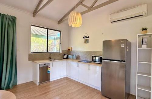Island Beach Apartment | Beachside Cabin No 2 at Island Beach