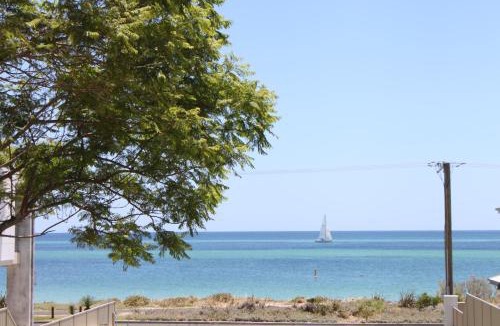 West Busselton House | Beachside Chateau West Busselton