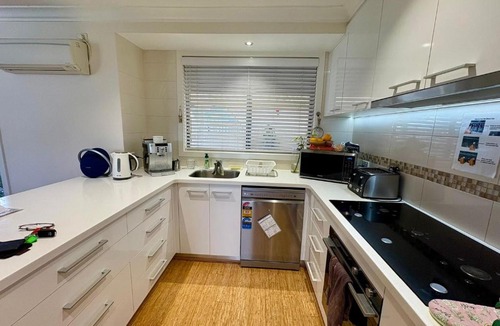 Broadwater House | Beachside Escape - Broadwater