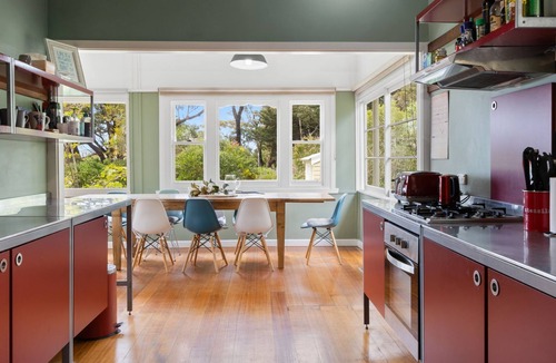 Dromana House | BEACHSIDE GETAWAY - DROMANA