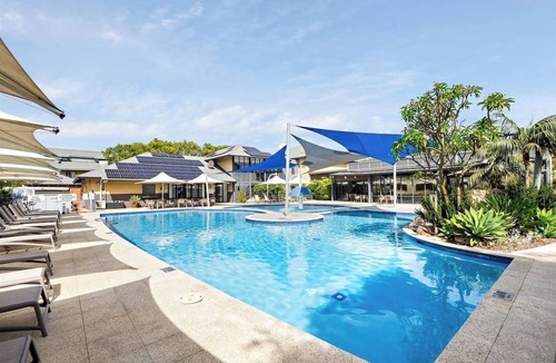 Broadwater House | Beachside Getaway Family Villa at Sebel Resort