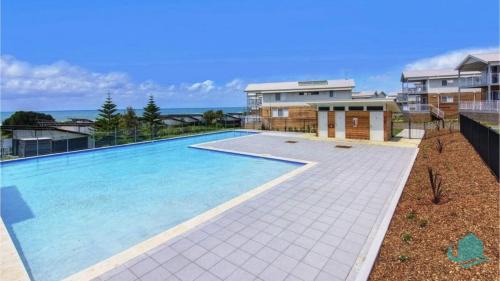 Caves Beach House | Beachside Oasis