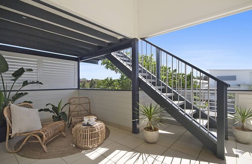 Casuarina Apartment | Beachside Retreat: Casuarina | Quick walk to beach & near Osteria Weddings