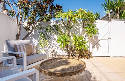 Parkdale House | Beachside Vibes 2 min stroll to Parkdale Beach