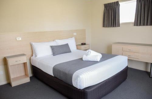 Ulverstone Hotel | Beachway Motel
