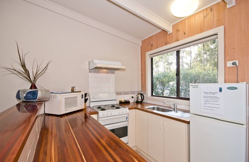 Skenes Creek Apartment | Beacon Point Ocean View Villas