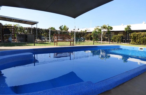 Katherine Hotel | Beagle Hotel