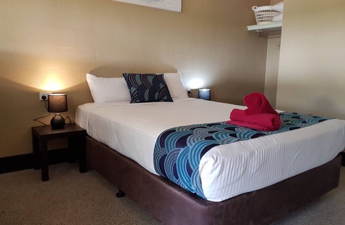 Katherine Hotel | Beagle Hotel