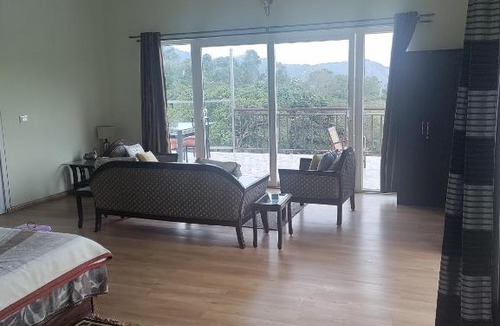 Wellington Bed & Breakfast | Bear Paw