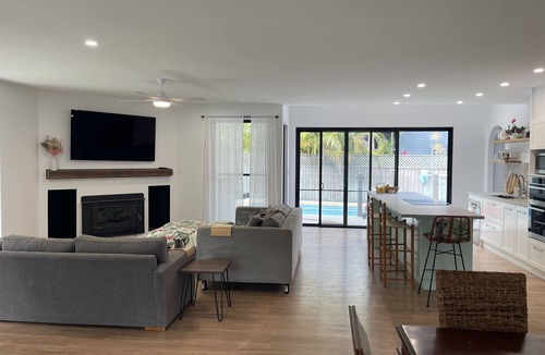 Boomerang Beach House | Beautiful 3 bedroom beach house
