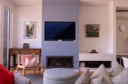 Saint Kilda South House | Beautiful 3- Bed House