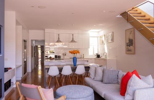 Saint Kilda South House | Beautiful 3- Bed House