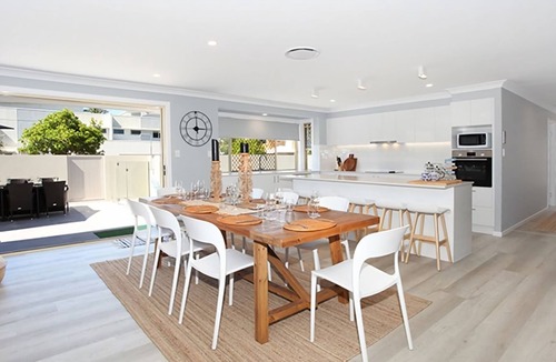 Coolum Beach House | Beautiful Beach House in the Heart of Town