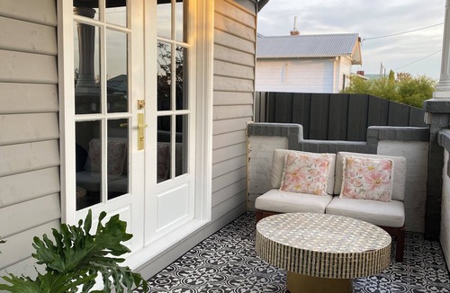 Yarram House | Beautiful, Modern, Cosyn3 Bedroom House.