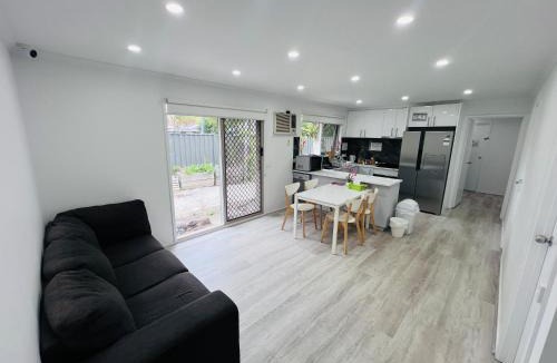 Berwick House | Beautiful Room 1 Available