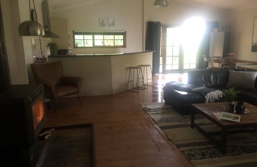 Cheshunt Apartment | Beautiful Spacious Apartment Set Amongst Botanical Gardens with a Spa