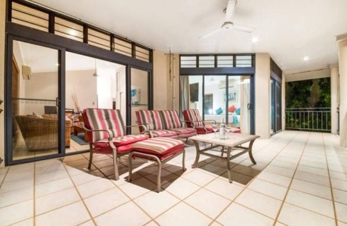 Cullen Bay House | Beautiful spacious waterfront home right on the Cullen Bay Marina!