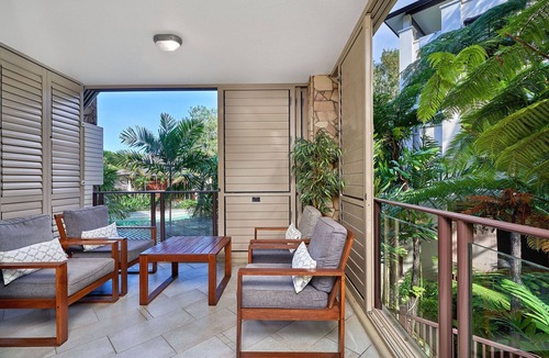 Palm Cove Apartment | Beautifully presented 2 Bedroom 1 Bathroom Temple Apartment, Palm Cove