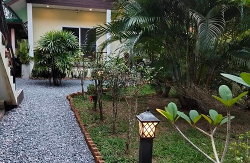 Sichon Bed & Breakfast | Bed & Breakfast To-Co