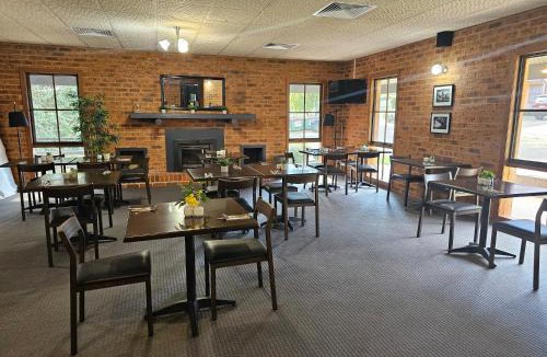 Bega Hotel | Bega Downs Motor Inn
