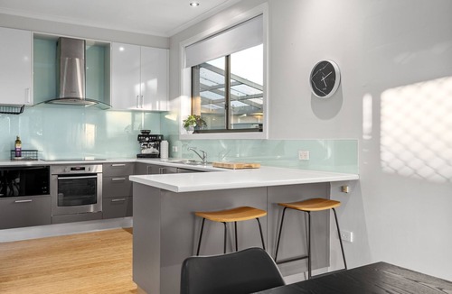 Mornington House | Beleura's Beachside Beauty