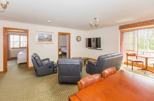 Preston Hotel | Bell Motel