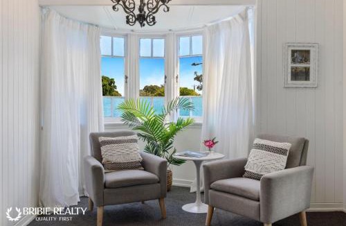 Bongaree House | BELLA ABODE AND POOL 4 Bedroom Entertainer