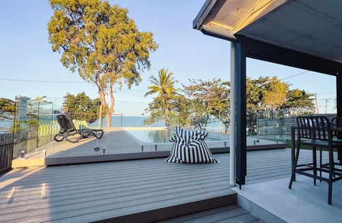 South Mission House | Bella Luna Beach Front Full house