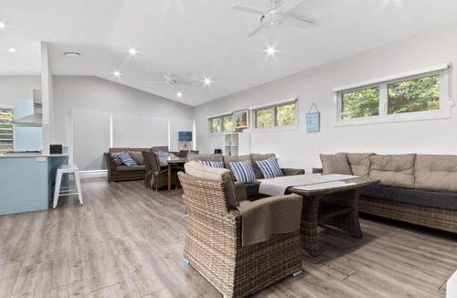 Point Lookout House | Bella on Boreen by Discover Stradbroke