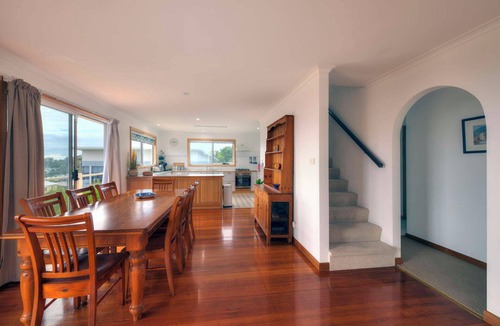 Bicheno House | Bella Vista - Bicheno Accommodation