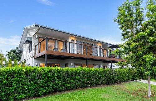 Clifton Beach House | Belle Escapes Beachside Oasis