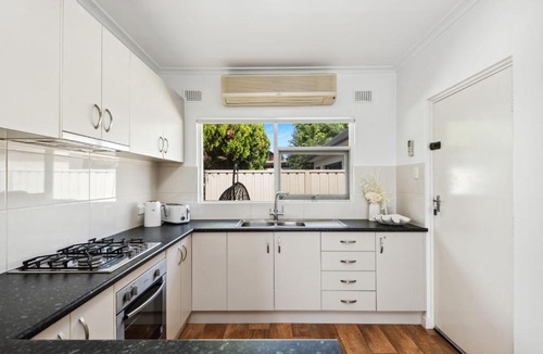 Glenelg South Apartment | Belle Escapes - Broadway by The Beach