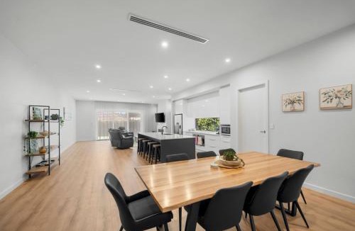 Henley Beach House | Belle Escapes - Henley Beach House