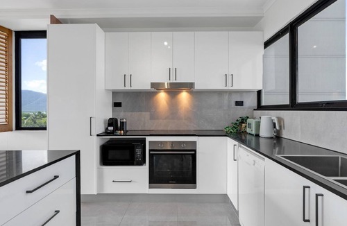Cairns North Apartment | Belle Escapes Rydges Plaza Esplanade 54 with stunning ocean views