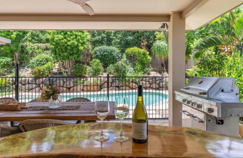 Redlynch House | Belle Escapes Waterfall Crossing